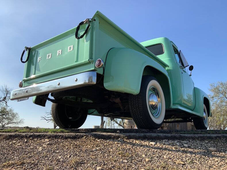 1954 Ford F-100