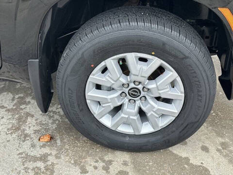 2022 Nissan Frontier SV