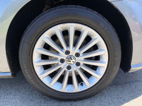 2016 Volkswagen Passat
