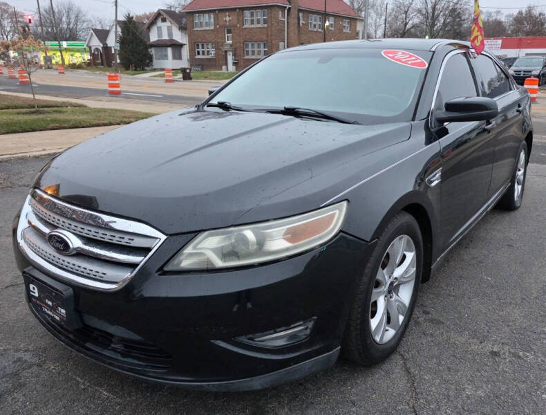 2011 Ford Taurus SEL