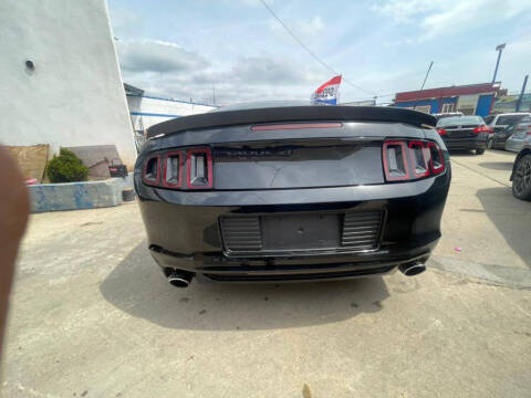 2013 Ford Mustang V6 Premium