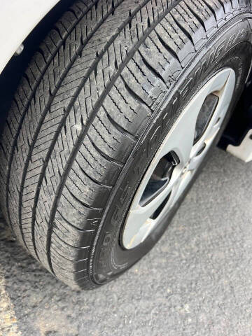 2013 Toyota Prius Four