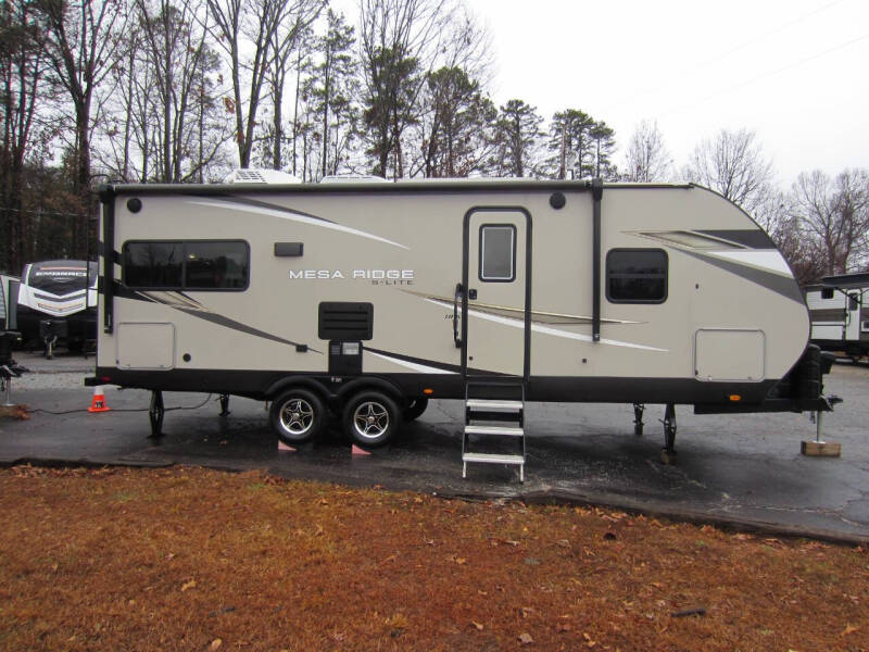 2022 HIghland Ridge RV Mesa Ridge S-Lite Series 242RL for sale at Easley Camper Sales in Easley SC