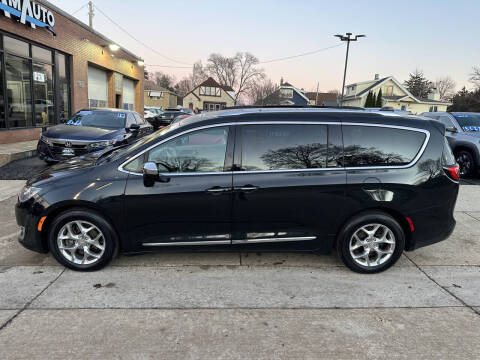 2017 Chrysler Pacifica Limited