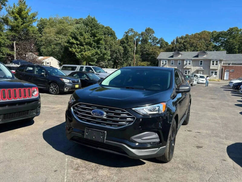 2021 Ford Edge SE