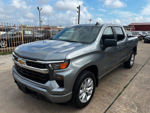 2025 Chevrolet Silverado 1500 Custom