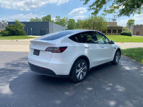 2024 Tesla Model Y Long Range