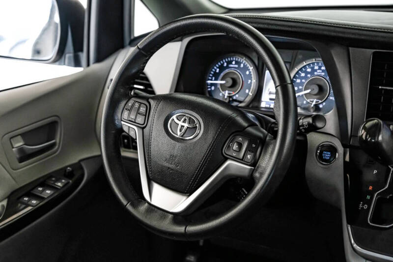2017 Toyota Sienna