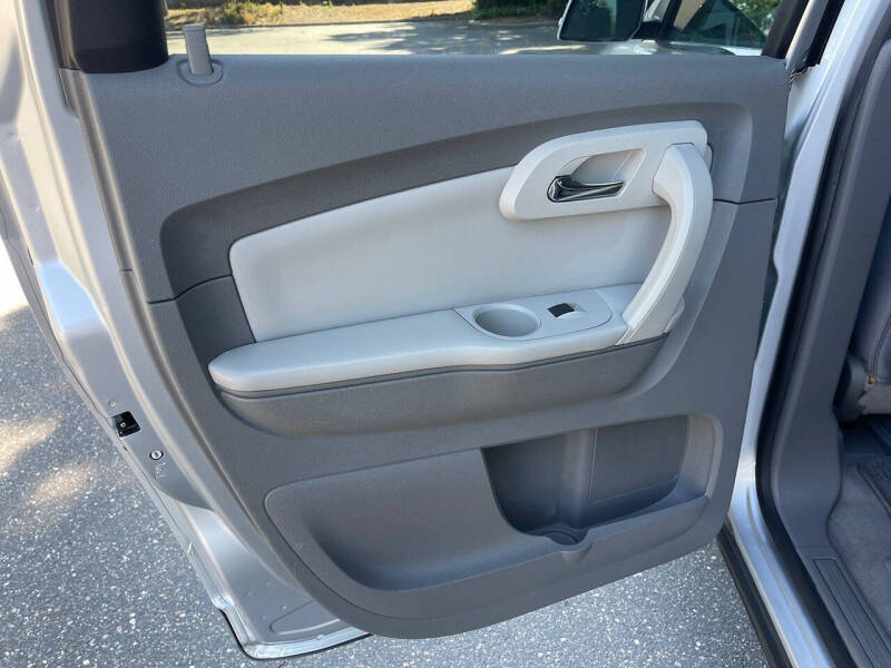 2012 Chevrolet Traverse LT