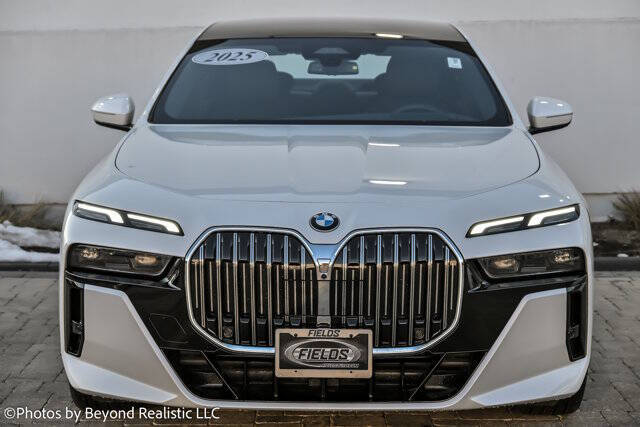 2025 BMW 7 Series 740i xDrive