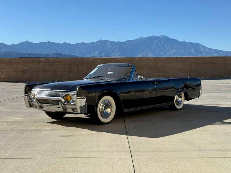 1961 Lincoln Continental