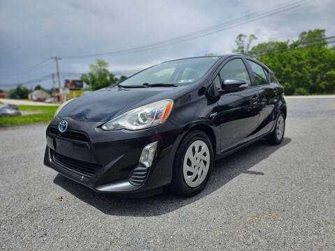 2016 Toyota Prius c Two
