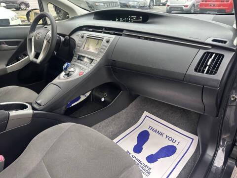 2013 Toyota Prius Three