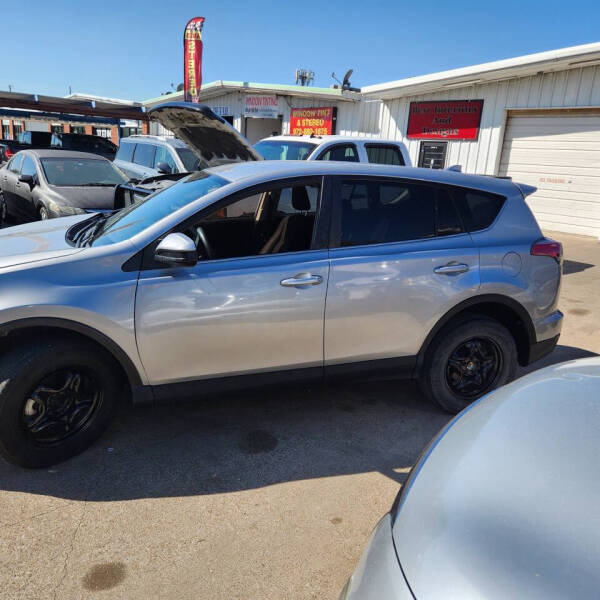 2018 Toyota RAV4 LE