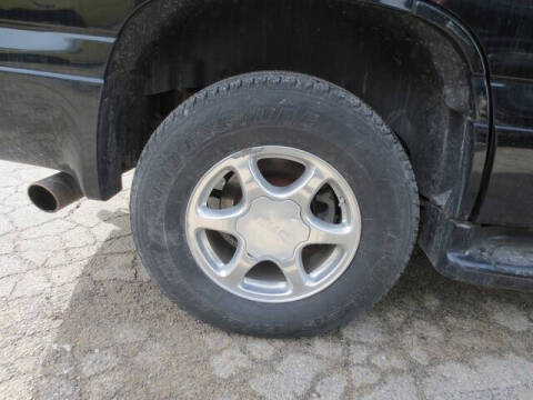 2004 GMC Yukon Denali