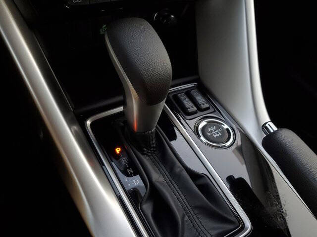 2026 Mitsubishi Eclipse Cross LE