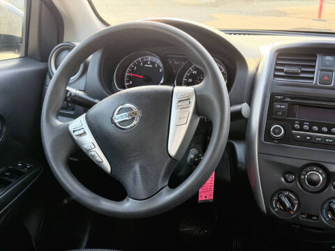 2015 Nissan Versa 1.6 S