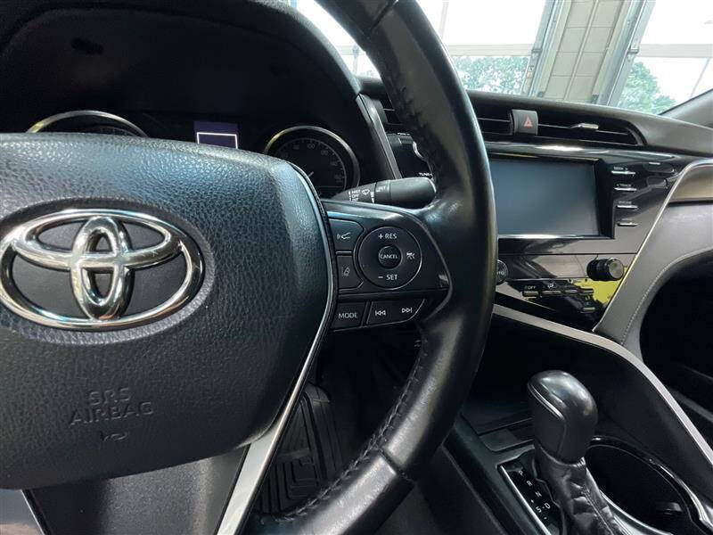 2018 Toyota Camry SE