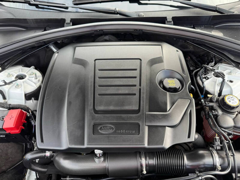 2019 Land Rover Range Rover Velar P250 R-Dynamic SE