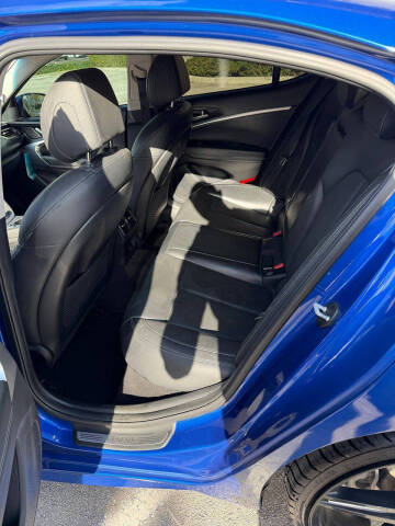 2020 Genesis G70 2.0T