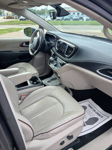 2020 Chrysler Pacifica Limited