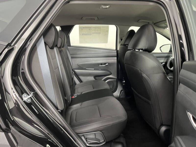 2025 Hyundai Tucson SE