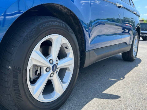 2020 Ford Edge SE