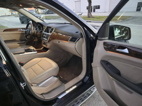 2013 Mercedes-Benz GL-Class GL 550 4MATIC