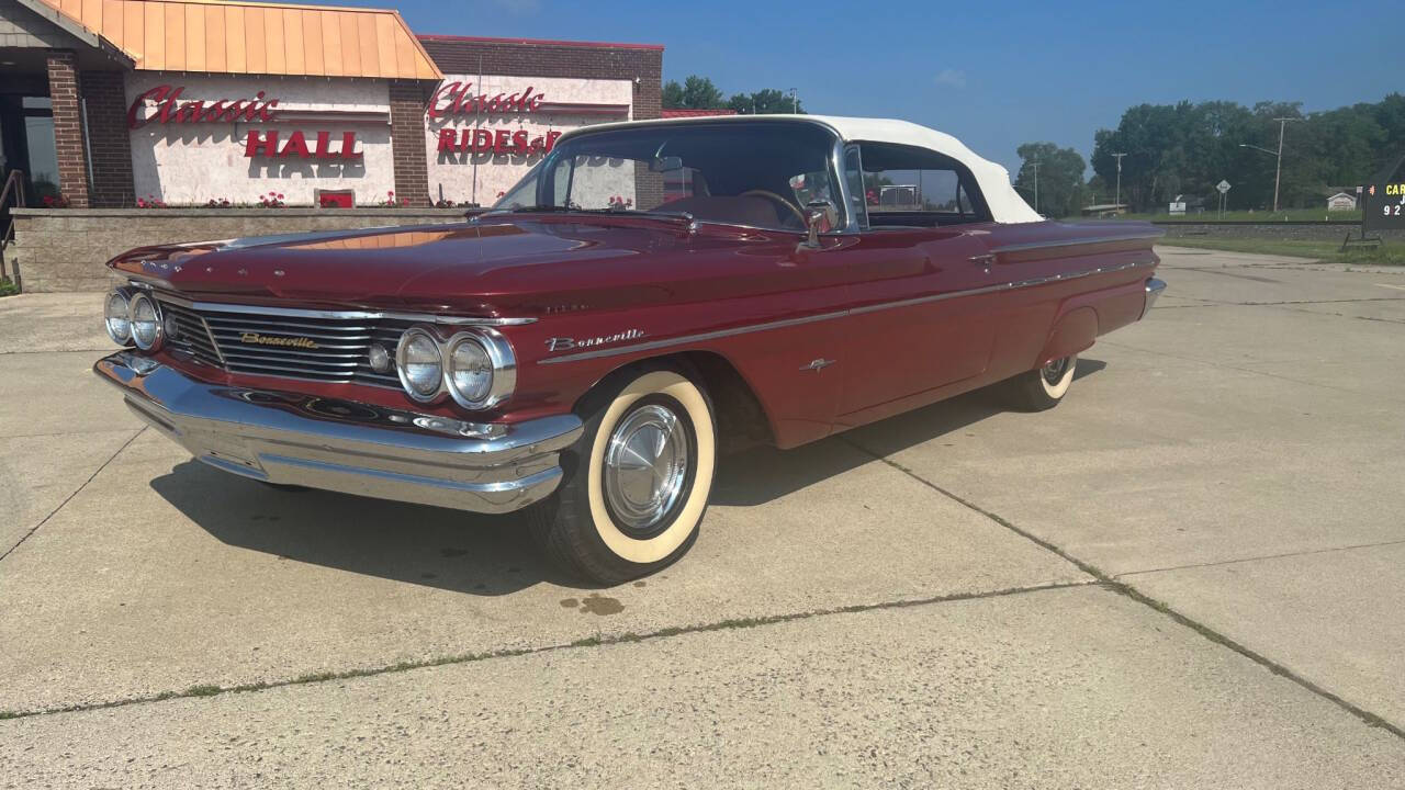 1960 Pontiac Bonneville 1