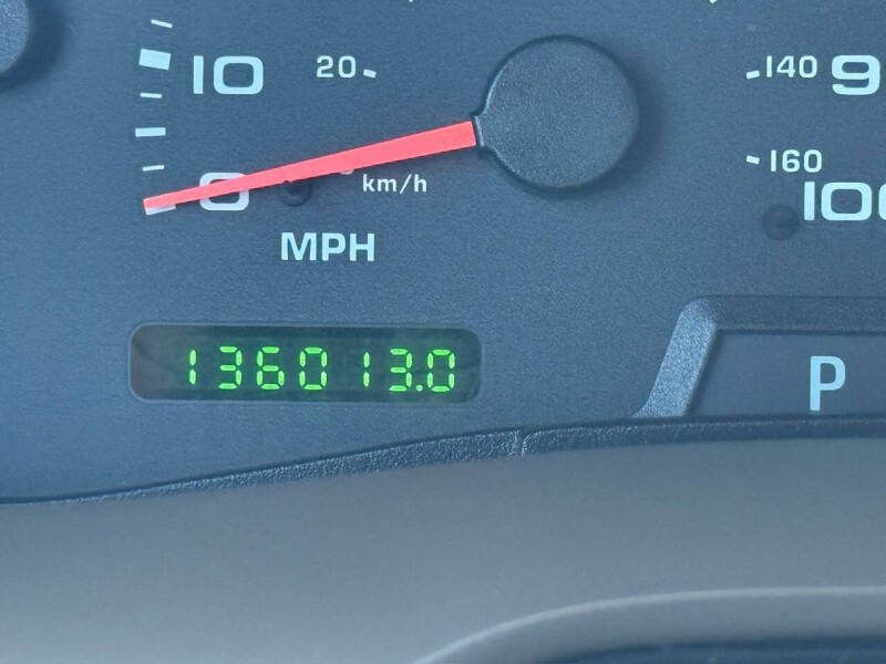 2004 Ford Excursion Eddie Bauer