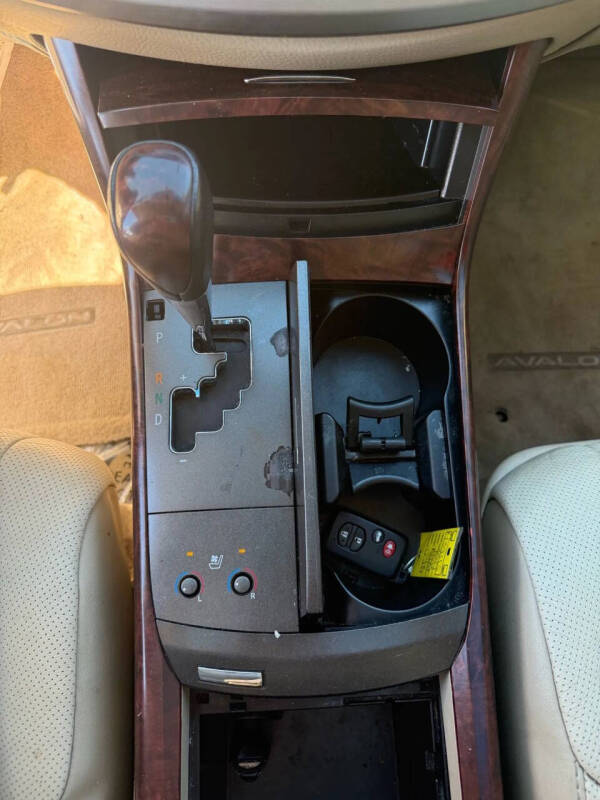 2011 Toyota Avalon Limited