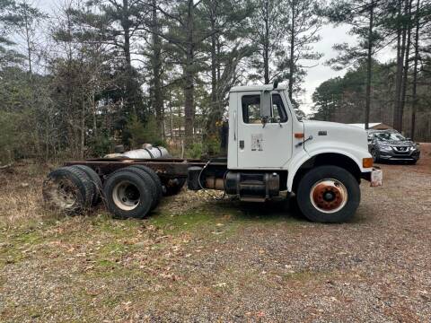 1998 International 4900 for sale at M & W MOTOR COMPANY in Hope AR