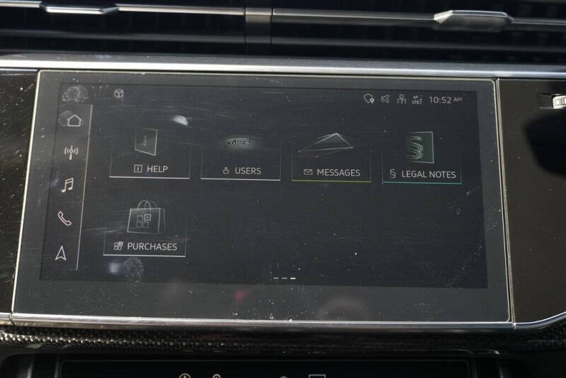 2022 Audi SQ7 4.0T quattro Premium Plus