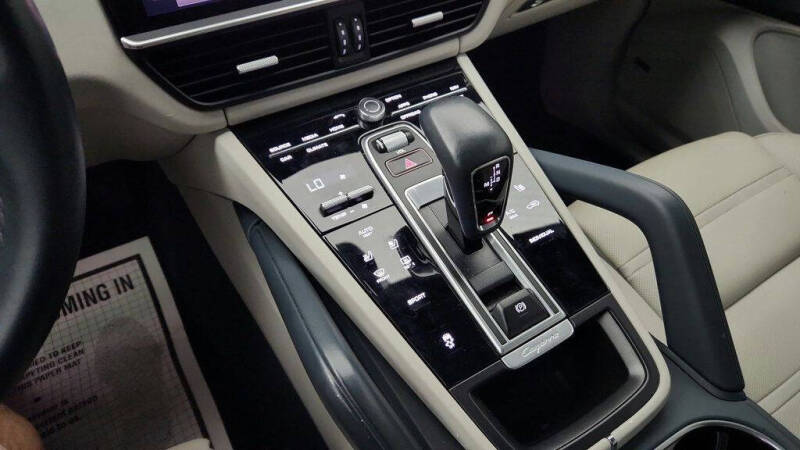 2022 Porsche Cayenne