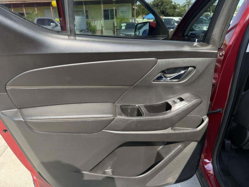 2020 Chevrolet Traverse LT Cloth