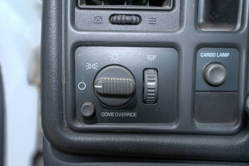 2000 Chevrolet Silverado 1500 LS