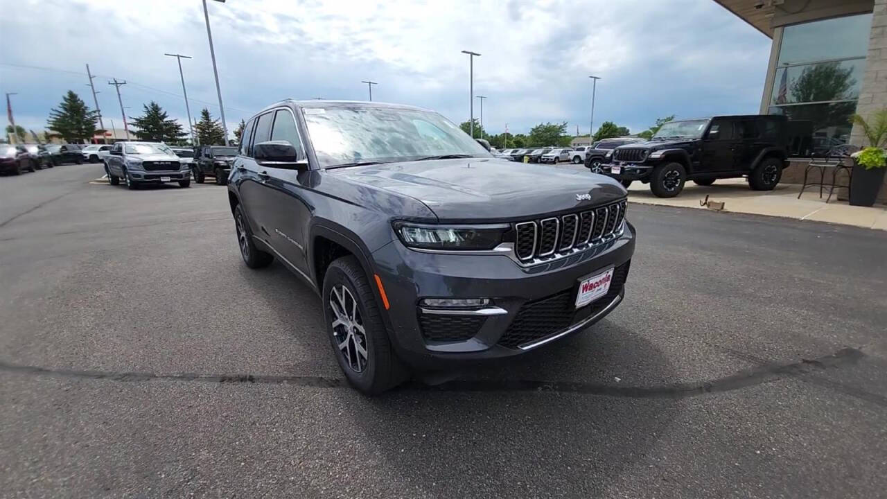 2024 Jeep Grand Cherokee for sale at Victoria Auto Sales in Victoria, MN