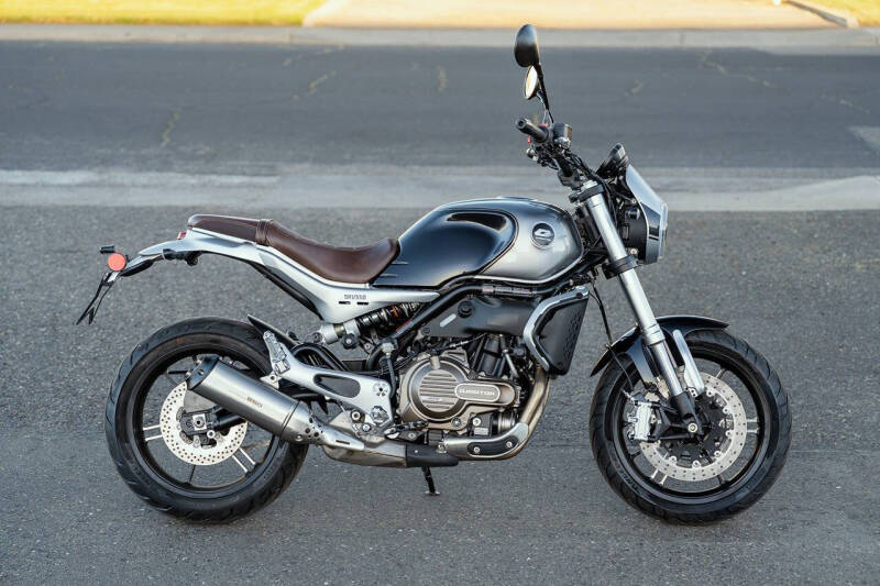 2023 QJMotor SRV550