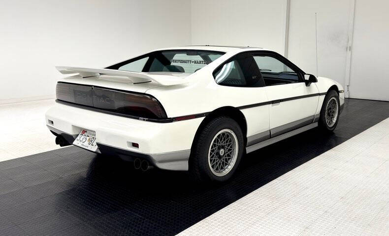 1986 Pontiac Fiero