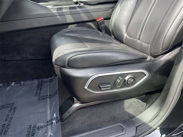 2023 Jeep Wagoneer L Series III