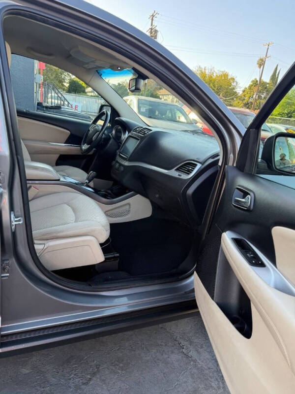 2013 Dodge Journey SXT