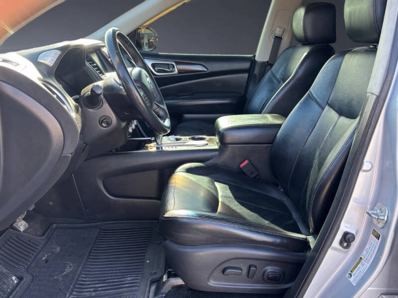 2013 Nissan Pathfinder Platinum