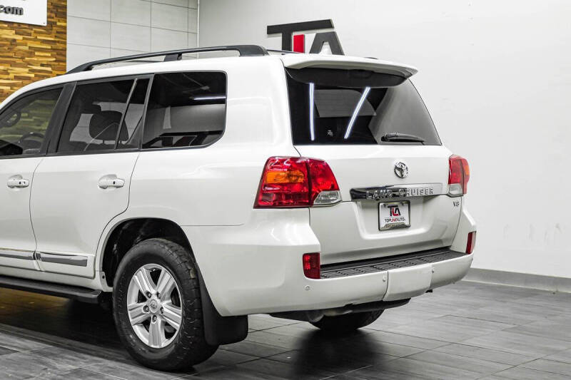 2015 Toyota Land Cruiser