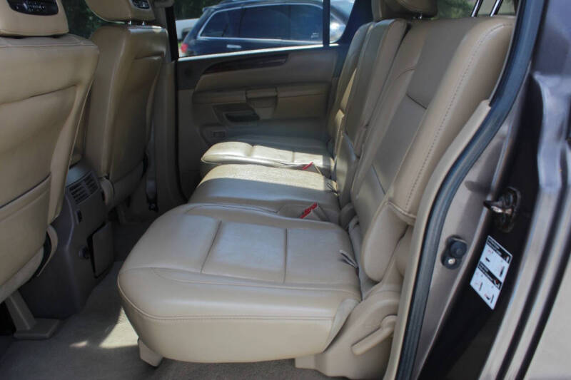 2014 Nissan Armada Platinum