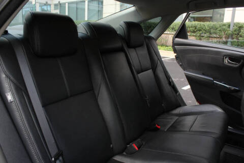 2013 Toyota Avalon Hybrid XLE Touring