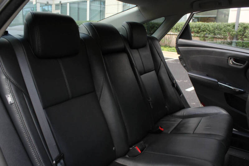 2013 Toyota Avalon Hybrid XLE Touring