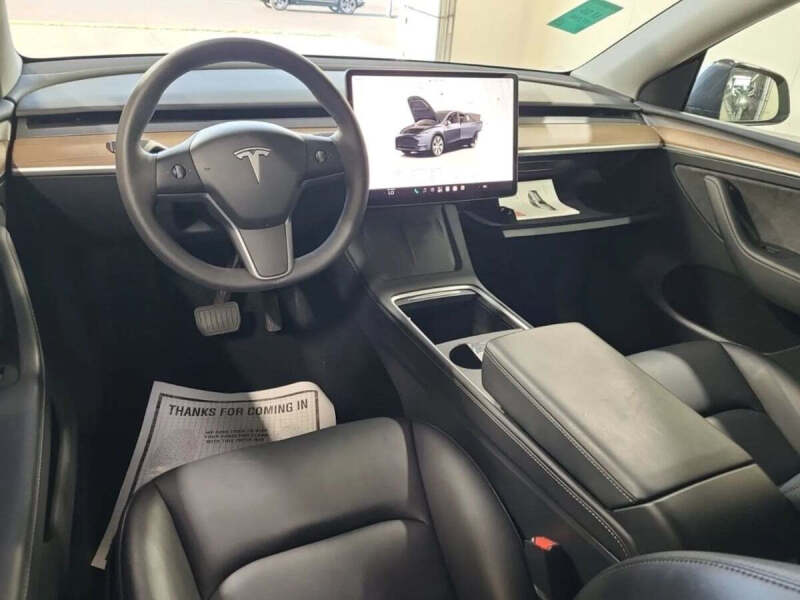 2024 Tesla Model Y Long Range