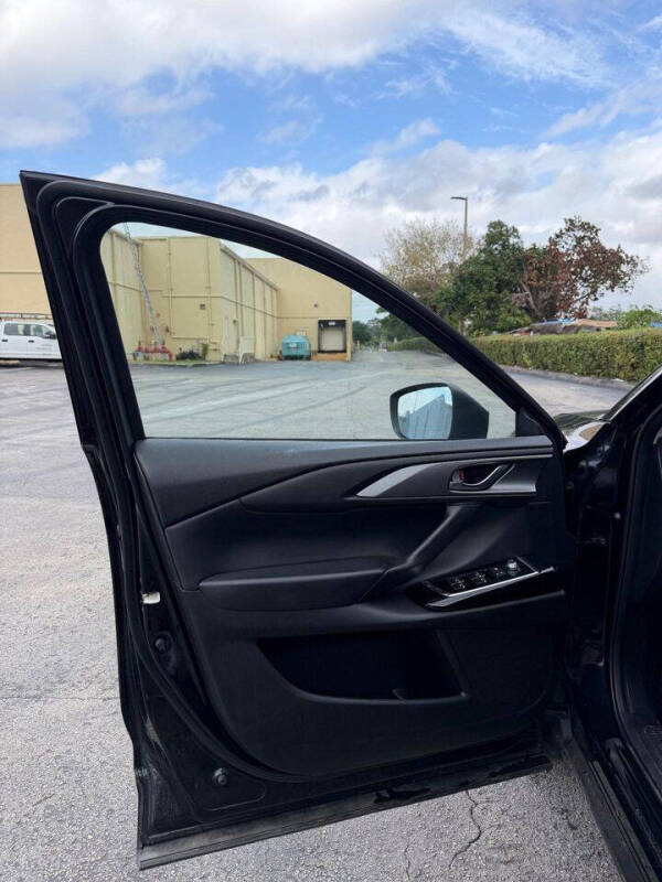 2023 Mazda CX-9 Touring