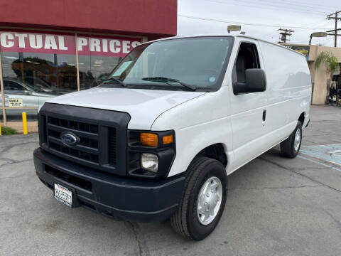 2013 Ford E-Series Cargo for sale at Sanmiguel Motors in South Gate CA