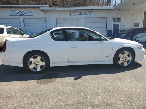 2007 Chevrolet Monte Carlo for sale at Dave's Garage & Auto Sales in East Peoria IL